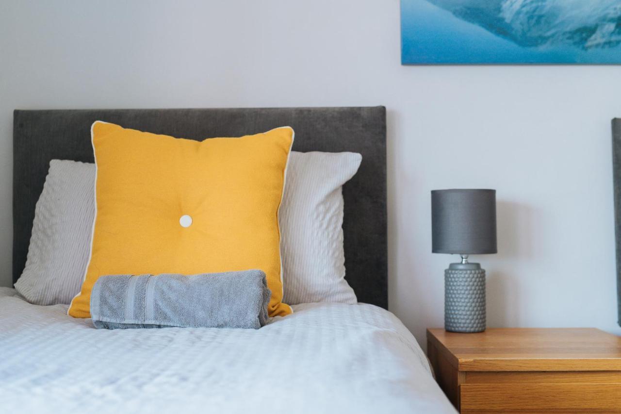 York House - Short Stay Leeds Лідс Екстер'єр фото