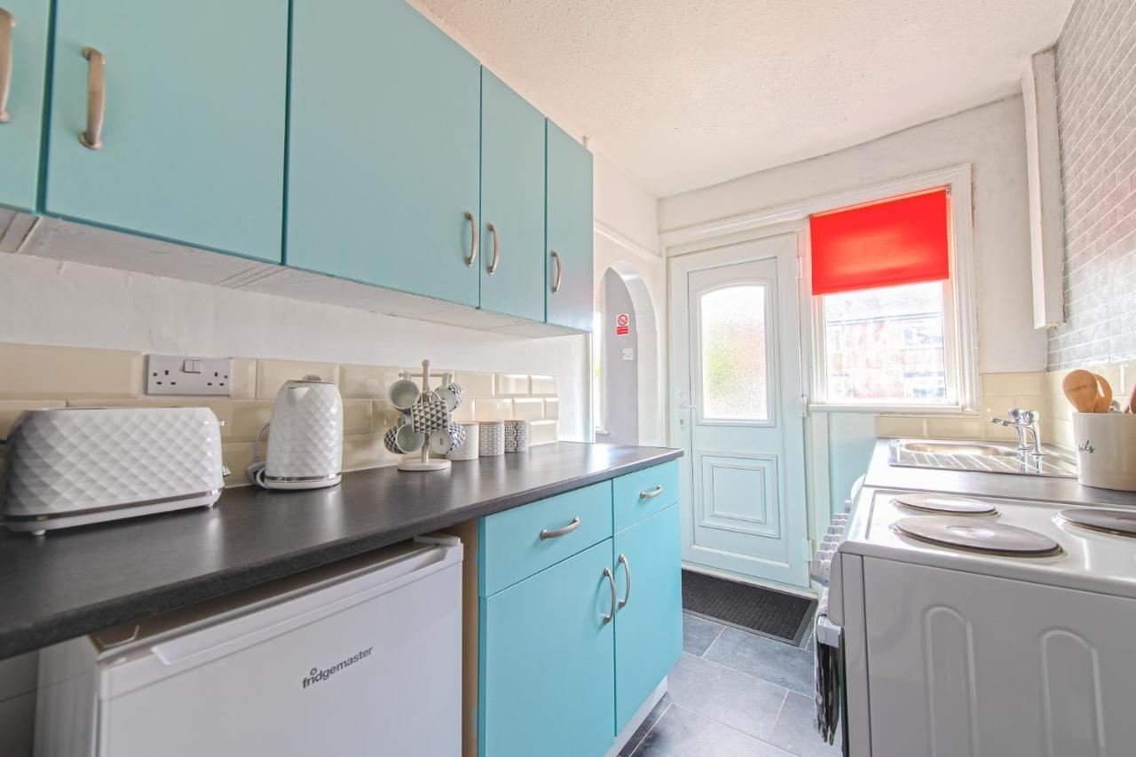 York House - Short Stay Leeds Лідс Екстер'єр фото