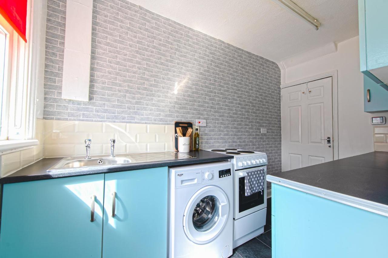 York House - Short Stay Leeds Лідс Екстер'єр фото